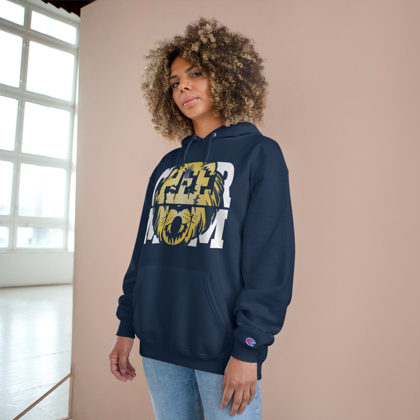 Lion Graphic Champion Hoodie - Celebrate Strength and Courage